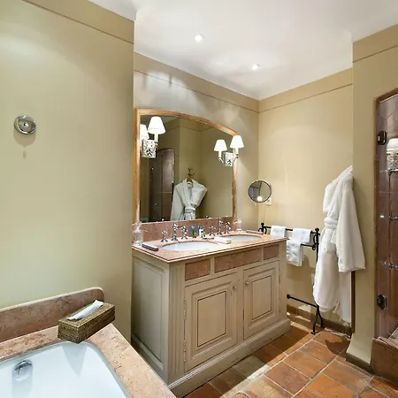 Bastide Saint Antoine - Relais & Chateaux 5*