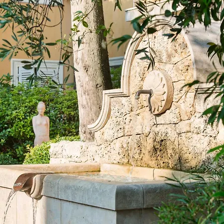 Hotel Bastide Saint Antoine - Relais & Chateaux