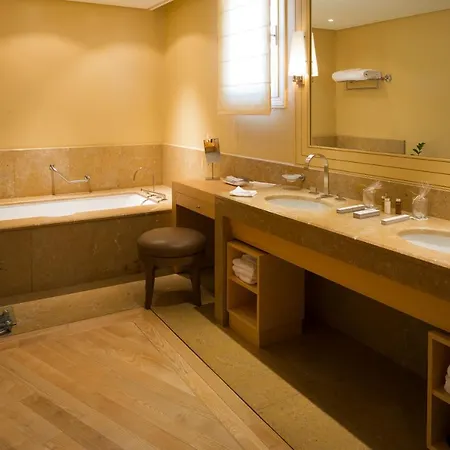 Bastide Saint Antoine - Relais & Chateaux Hotel Grasse